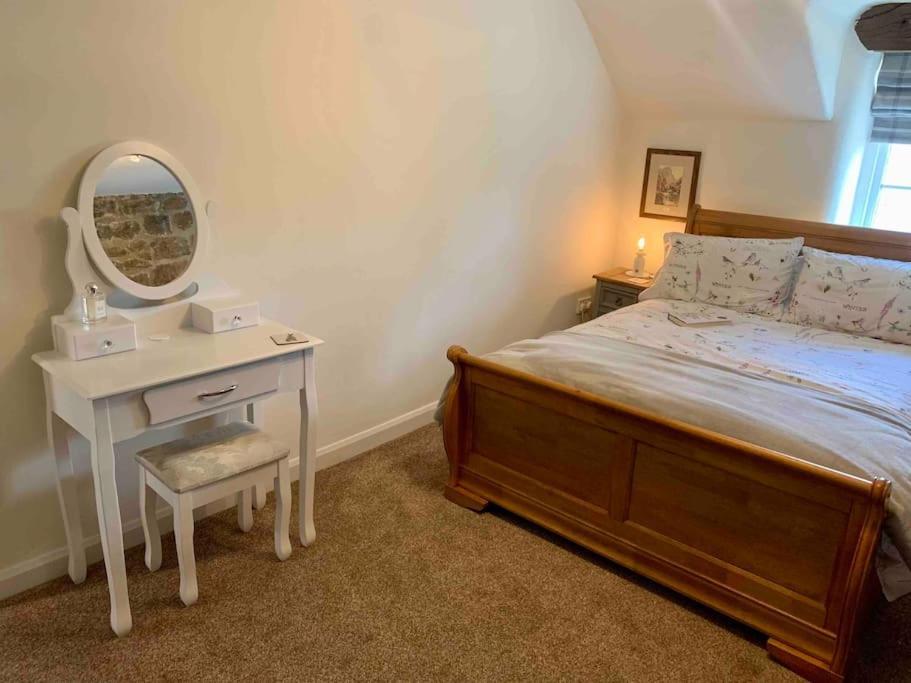 Gorgeous Cozy Cottage With A Heritage Feel, Walks, Pubs & Wood Burner Tideswell Buitenkant foto