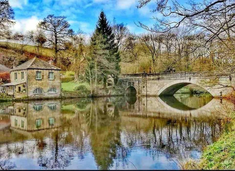 Gorgeous Cozy Cottage With A Heritage Feel, Walks, Pubs & Wood Burner Tideswell Buitenkant foto