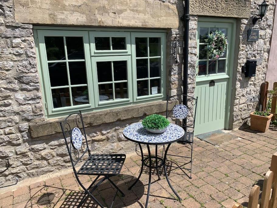 Gorgeous Cozy Cottage With A Heritage Feel, Walks, Pubs & Wood Burner Tideswell Buitenkant foto