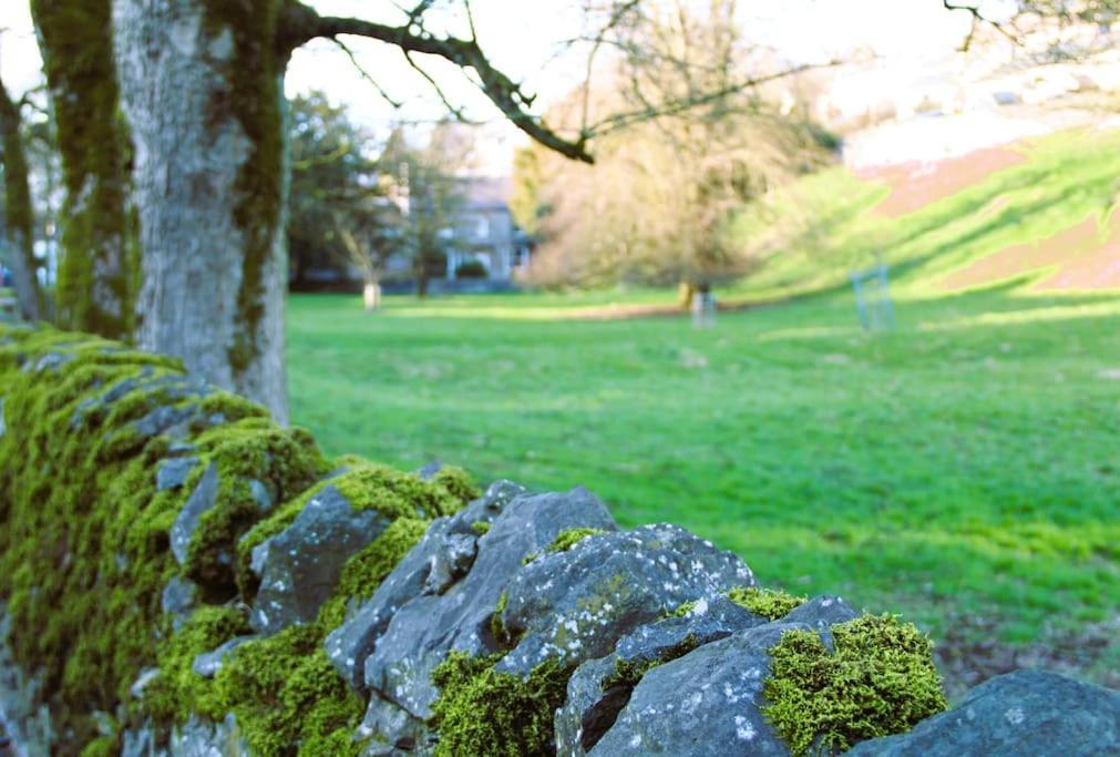 Gorgeous Cozy Cottage With A Heritage Feel, Walks, Pubs & Wood Burner Tideswell Buitenkant foto