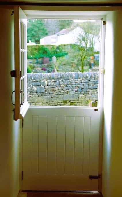 Gorgeous Cozy Cottage With A Heritage Feel, Walks, Pubs & Wood Burner Tideswell Buitenkant foto