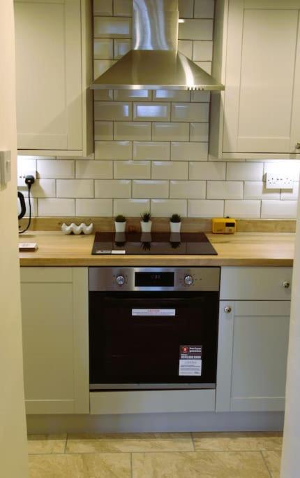 Gorgeous Cozy Cottage With A Heritage Feel, Walks, Pubs & Wood Burner Tideswell Buitenkant foto