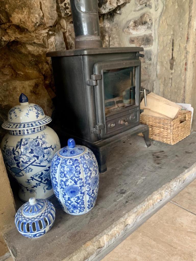 Gorgeous Cozy Cottage With A Heritage Feel, Walks, Pubs & Wood Burner Tideswell Buitenkant foto